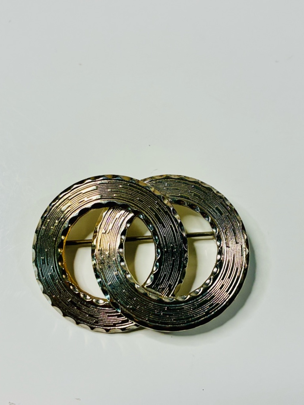 VTG MCM Silver Tone Interlocking Circle Brooch Women Business Casual Jewelry EUC